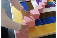 Soutien scolaire Montessori : l'introduction des mathématiques